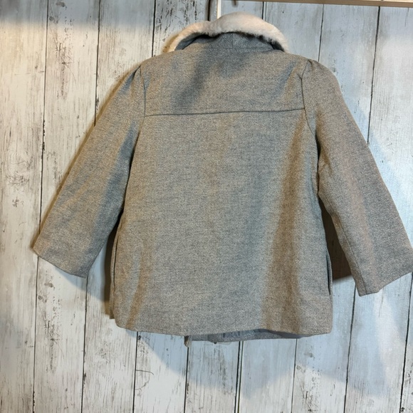 NWT Gymboree toddles size 3 silver sparkling jacket with faux fur collar - Picture 4 of 7